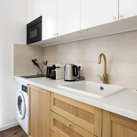 Wehost D2 - Smart & Chic Loft, 3 Mins To Beaches * Nizza