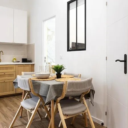 Wehost D2 - Smart & Chic Loft, 3 Mins To Beaches *