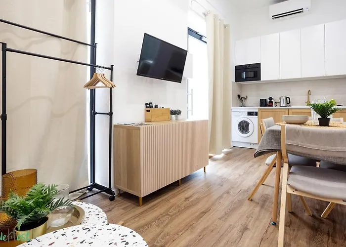 Апартаменты Wehost D2 - Smart & Chic Loft, 3 Mins To Beaches *