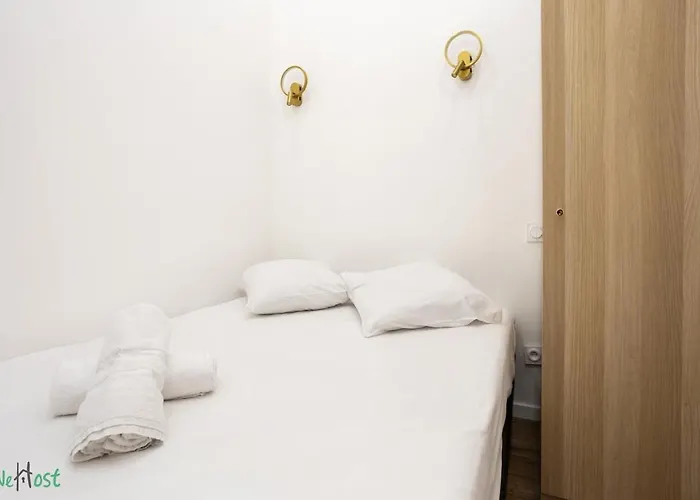 Wehost D2 - Smart & Chic Loft, 3 Mins To Beaches * 尼斯
