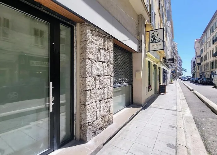 Wehost D2 - Smart & Chic Loft, 3 Mins To Beaches * Ницца