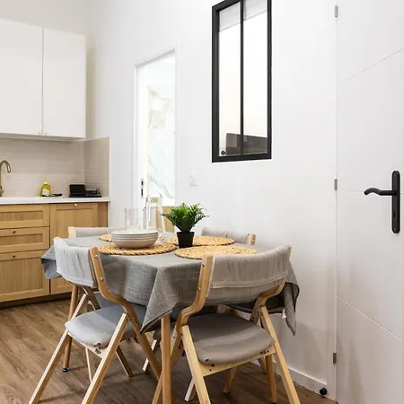 Wehost D2 - Smart & Chic Loft, 3 Mins To Beaches Lägenhet *