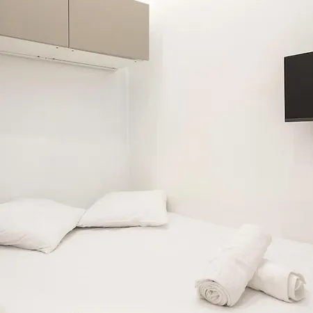 Wehost D2 - Smart & Chic Loft, 3 Mins To Beaches * Nicea